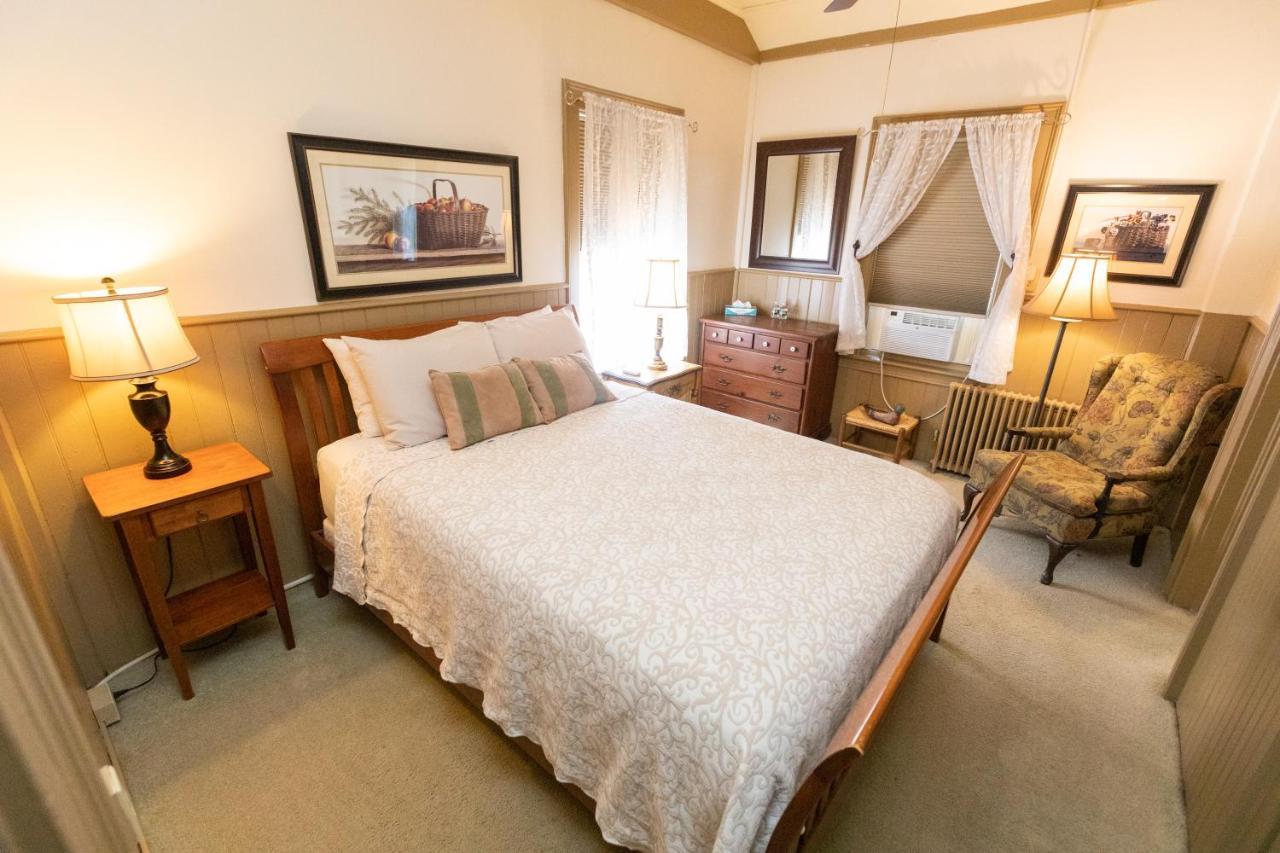 Waybury Inn East Middlebury Ngoại thất bức ảnh