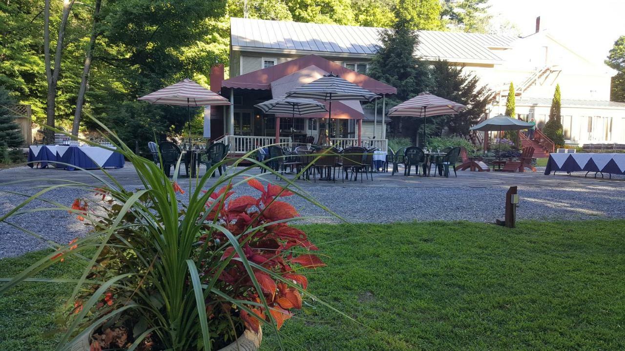 Waybury Inn East Middlebury Ngoại thất bức ảnh